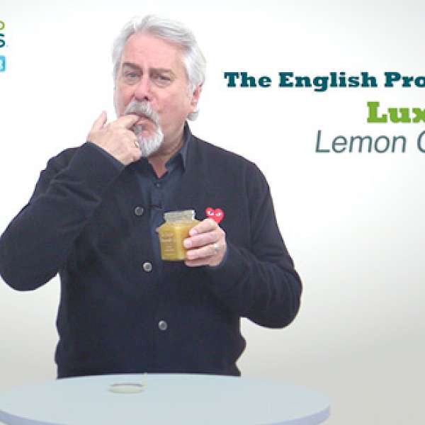 You'll Want To Eat It With Your Fingers - Luxury Lemon Curd